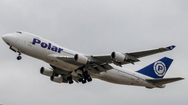 Boeing 747-400 (N450PA) - very cold gray afternoon