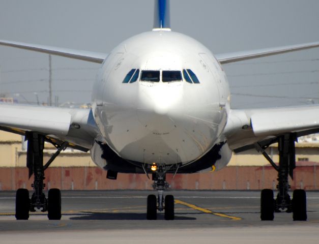 N819NW — - phoenix sky harbor international airport 14APR21