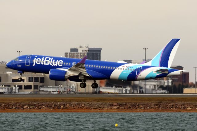 Airbus A220-300 (N3241J)