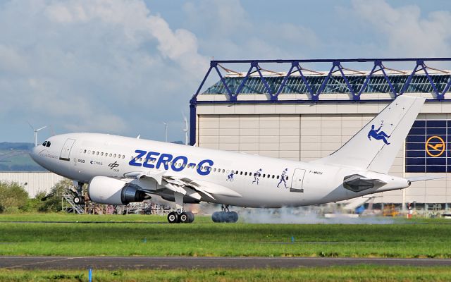 Airbus A310 (F-WNOV) - sa novespace zero-g a310-304 f-wnov landing at shannon for painting with iac 28/5/19.