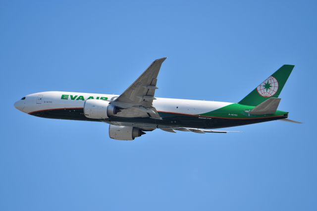 BOEING 777-200LR (B-16785) - 10-C 05-14-19