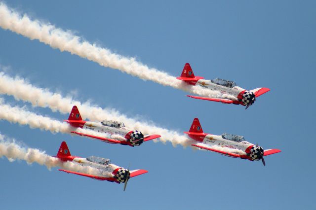 — — - The Aeroshell team performs at Wings Over Whiteman 2009.