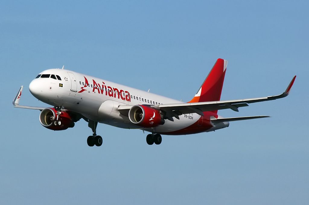 Airbus A320 (PR-OCM)