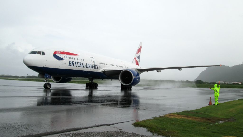 Boeing 777-200 (G-VIIX)