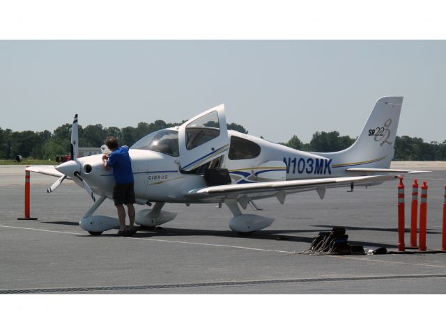 Cirrus SR-22 (N103MK) - A good and thorough pre-flight check.