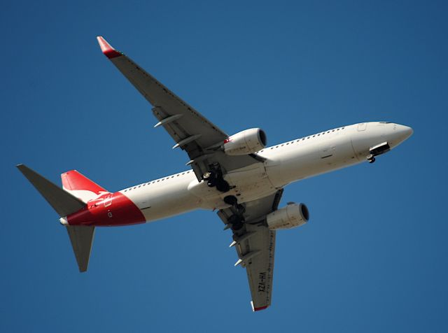 Boeing 737-800 (VH-VZX)