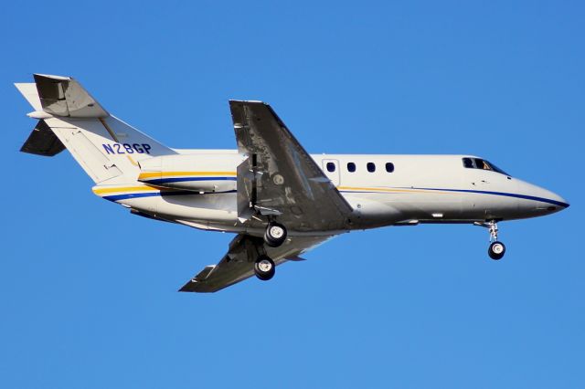 Hawker 800 (N28GP)