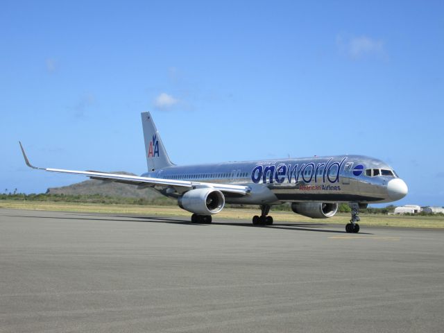 Boeing 757-200 (N174AA)