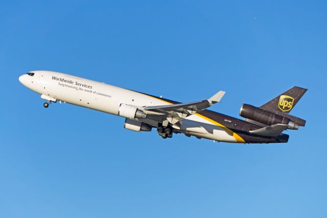 Boeing MD-11 (N271UP)