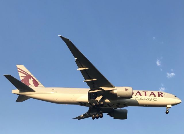 BOEING 777-200LR (A7-BFC) - Runway 19 arrival! 7/4/22.