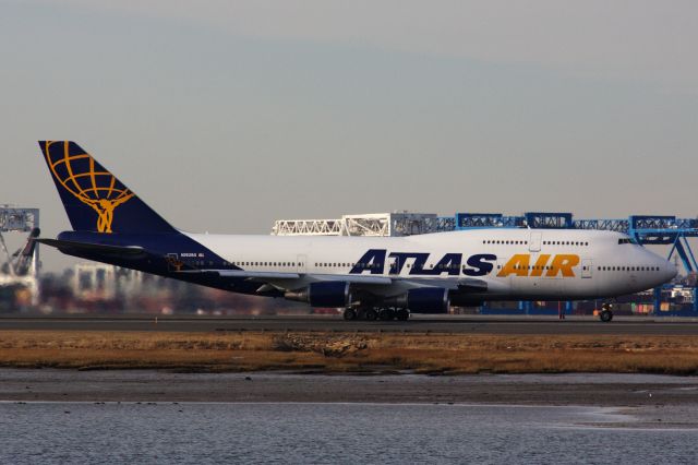 Boeing 747-400 (N263SG)