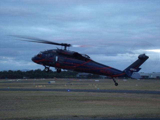 Sikorsky S-70 (N563DJ)