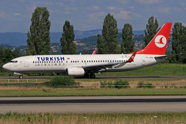 Boeing 737-800 (TC-JFE)
