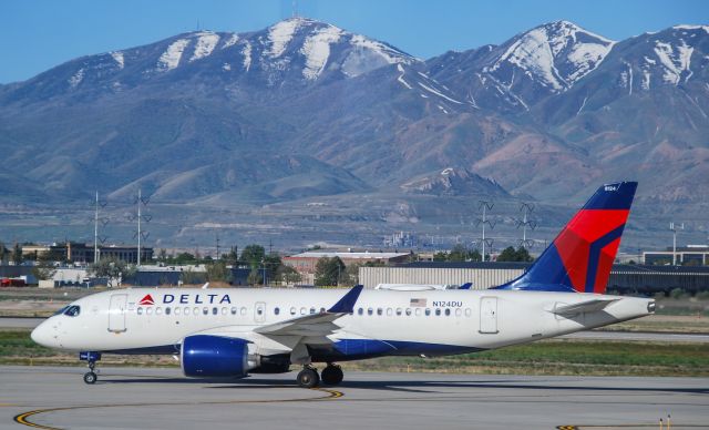 Airbus A220-100 (N124DU) - Pretty nice scenery in SLC.  The mountains are nice too!  5/8/21