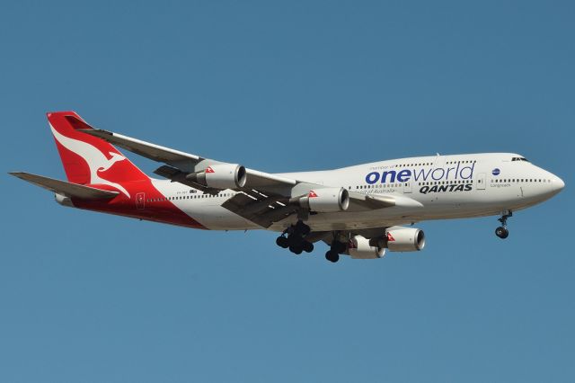 Boeing 747-400 (VH-OEF) - On final for runway 23, Adelaide, South Australia, January 19, 2013.  Just my tip of the hat to all Qantas' queens of the skies in salute to their glorious service which ended with a final flight Monday July 13, 2020.