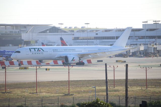 Airbus A350-900 (EI-IFD)