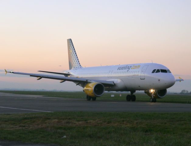 Airbus A320 (EC-MBF)