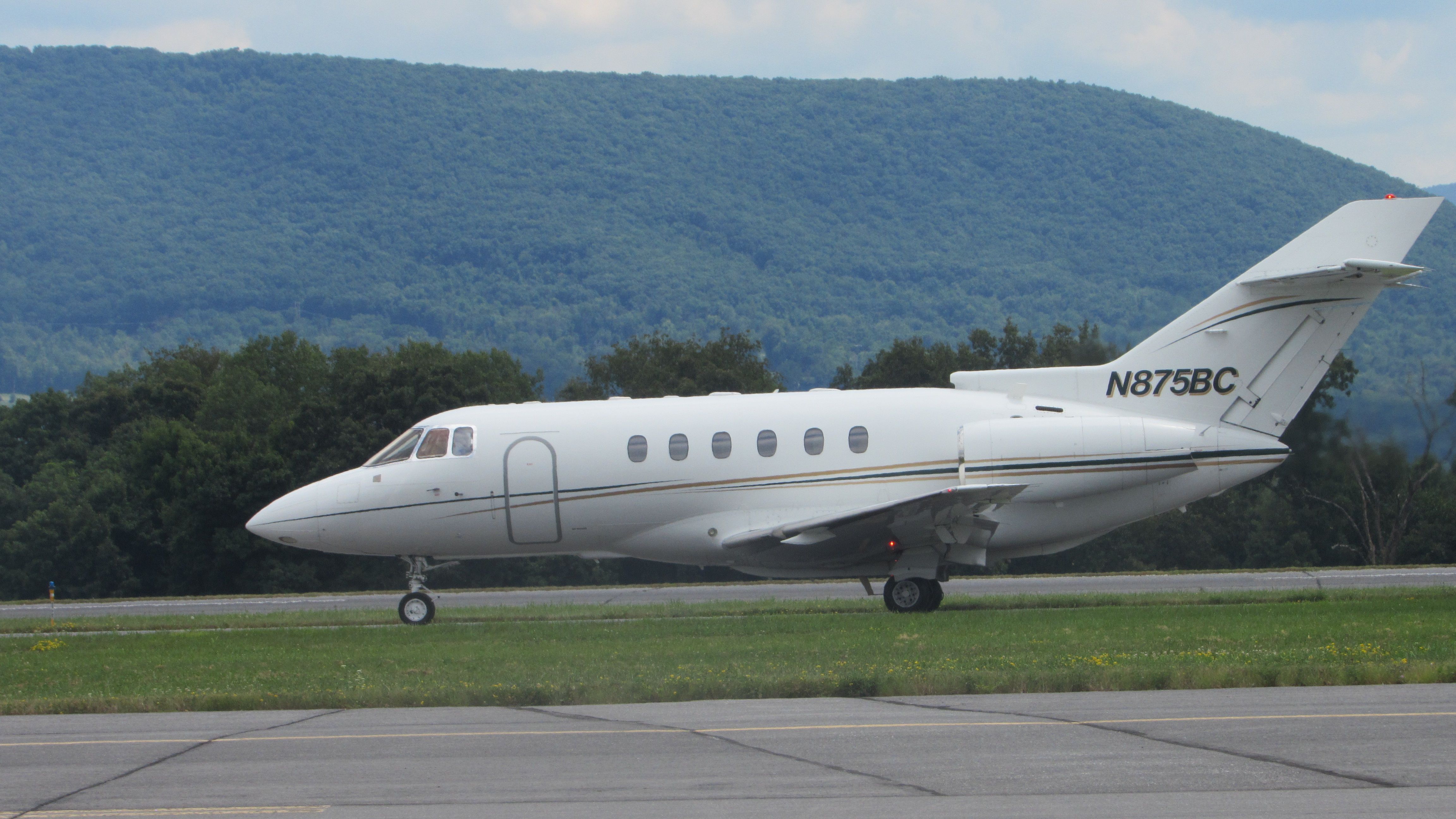 Hawker 800 (N875BC) - Aviation Awareness Day. August 8th, 2015. 