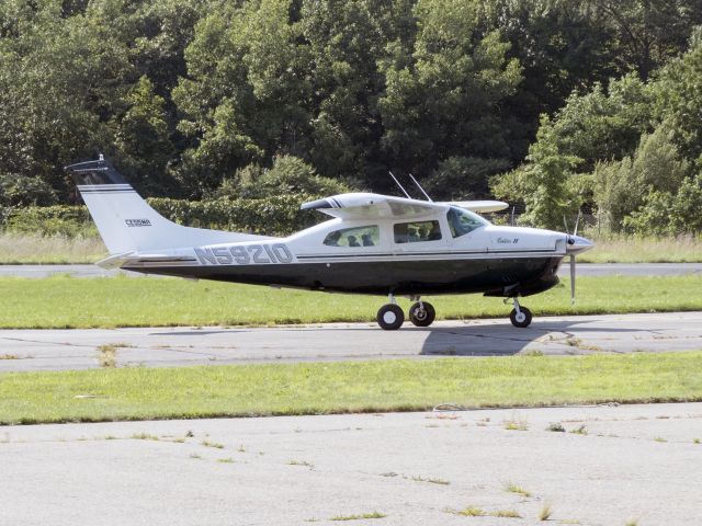 Cessna Centurion (N59210) - A very nice two ten. 21 JUL 2016.