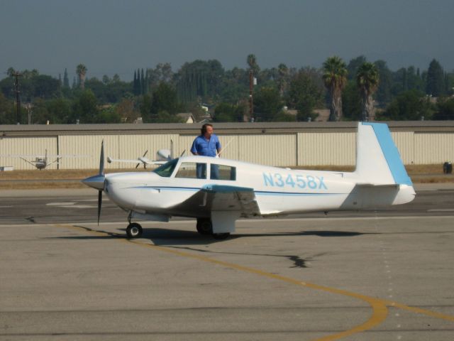 Mooney M-20 (N3458X) - PARKED AT FULLERTON
