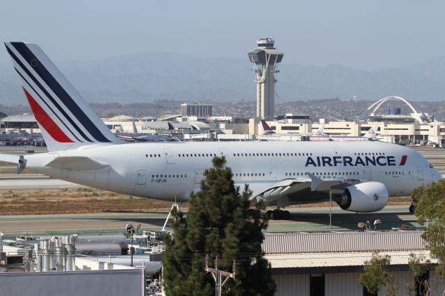 Airbus A380-800 (F-HPJH) - TAXING TO RWY