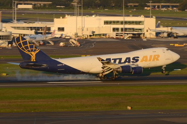 Boeing 747-200 (N492MC)