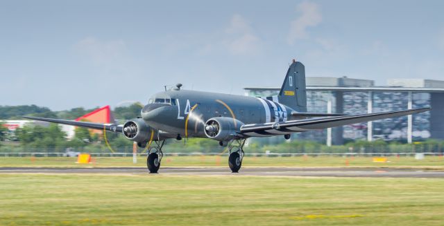 Douglas DC-3 (N473DC)