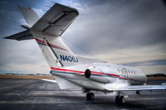 Hawker 800 (N406J)