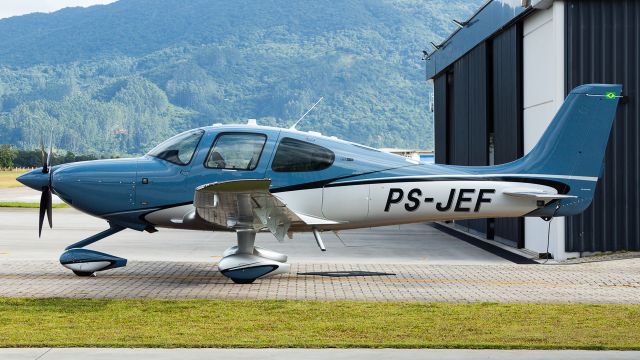 Cirrus SR22 Turbo (PS-JEF)