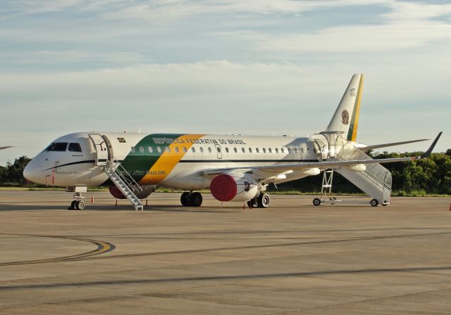 FAB2590 — - FAB2590 FORÇA AÉREA BRASILEIRA (BRAZILIAN AIR FORCE) EMBRAER ERJ-190