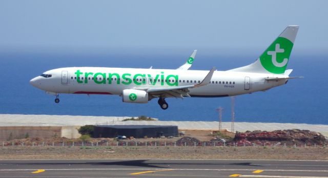 Boeing 737-800 (PH-HXK)
