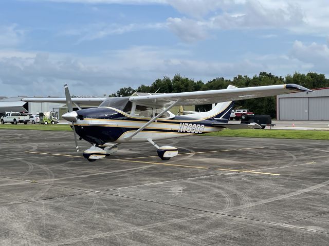 Cessna Skylane (N769DB)