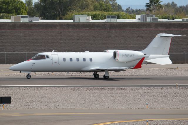 Learjet 60 (N88MZ)