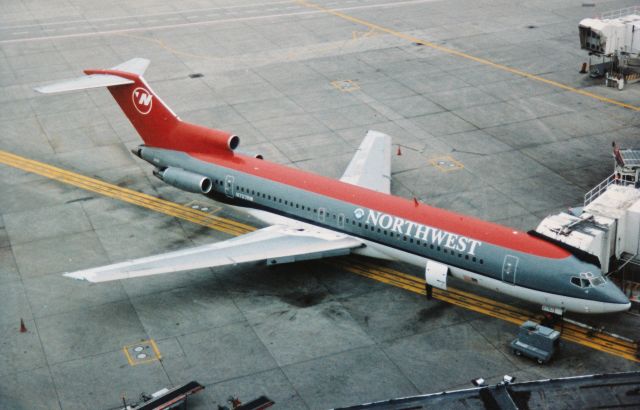 BOEING 727-200 (N727RW)
