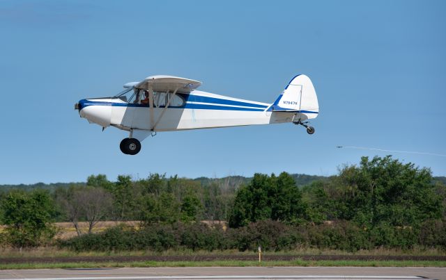 Piper PA-12 Super Cruiser (N7847H) - Glider owing operations on a warm mid-September day. (9/18/22)