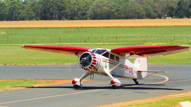 STINSON V-77 Reliant (VH-UXL) - Temora air show 2015