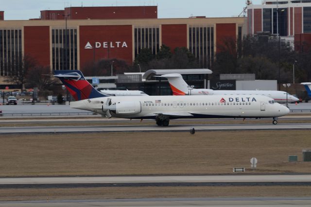 Boeing 717-200 (N717JL)