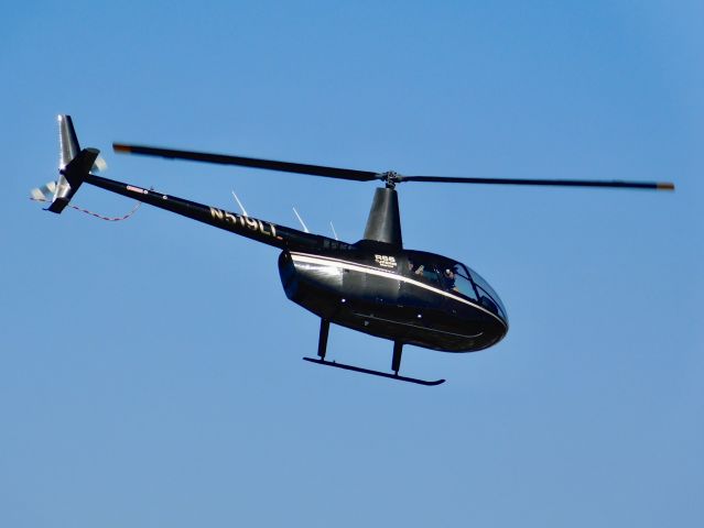 Robinson R-66 (N519LT) - A Branson Chopper Charter Robinson R66 giving rides in Branson, MO