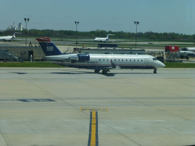 Canadair Regional Jet CRJ-200 (N401AW)