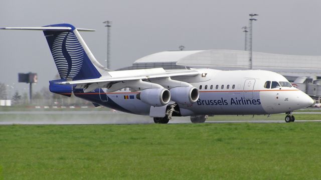 British Aerospace BAe-146-200 (OO-DJE) - 1990 BAe 146-200 Brussels Airlines,  April 2008