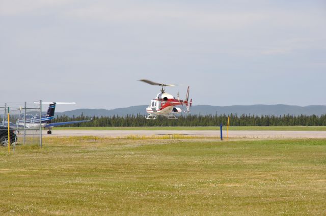 Bell 222 (C-FMEL)