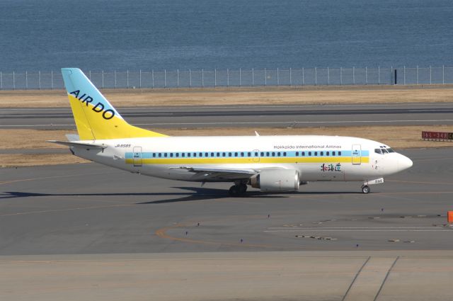 Boeing 737-500 (BON8595) - Taxi at Haneda Intl Airport on 2009/1/25 Hokkaido Title