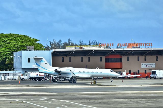 Gulfstream Aerospace Gulfstream IV (N13SA) - N13SA 1989 Gulfstream Aerospace G-IV Gulfstream IV (cn 1092)br /br /San Juan - Luis Muñoz Marin International (SJU / TJSJ)br /Puerto Rico, March 30, 2013 br /Tomás Del Coro