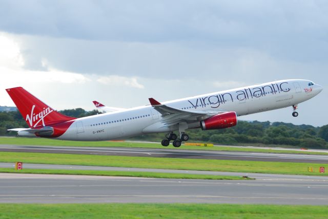 Airbus A330-300 (G-VNYC) - Manchester Viewing Area