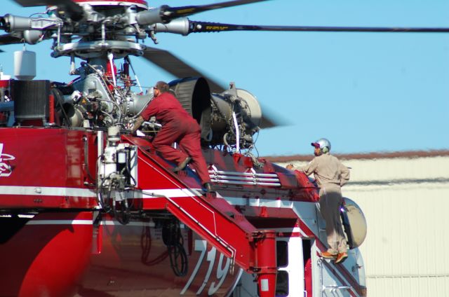 Sikorsky CH-54 Tarhe (N719HT)