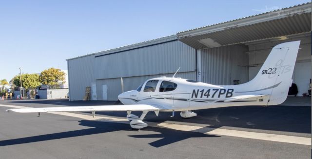 Cirrus SR-22 (N147PB)