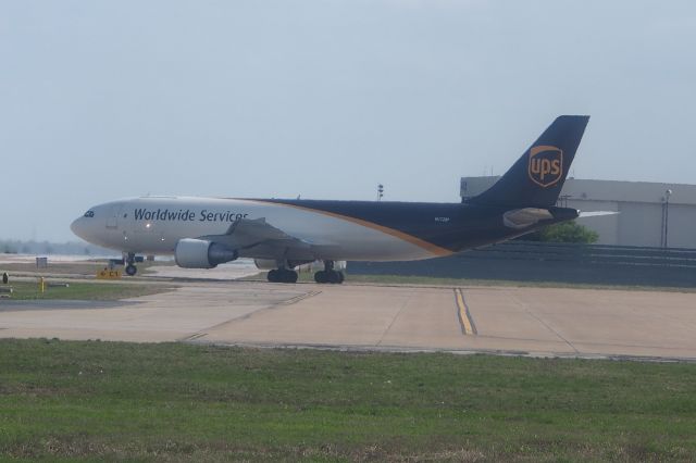Airbus A300F4-600 (N152UP)