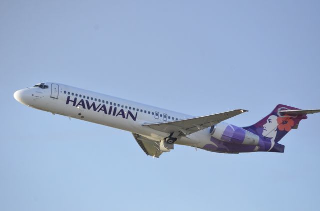 Boeing 717-200 (N481HA)