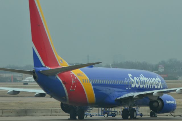 Boeing 737-800 (N8562Z) - KDAL - 2/8/21