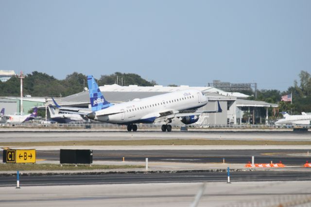 Embraer ERJ-190 (N294JB)